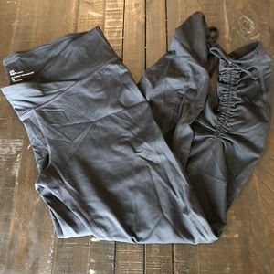 GapFit Blackout Maternity Leggings with Cinch Tie Detail